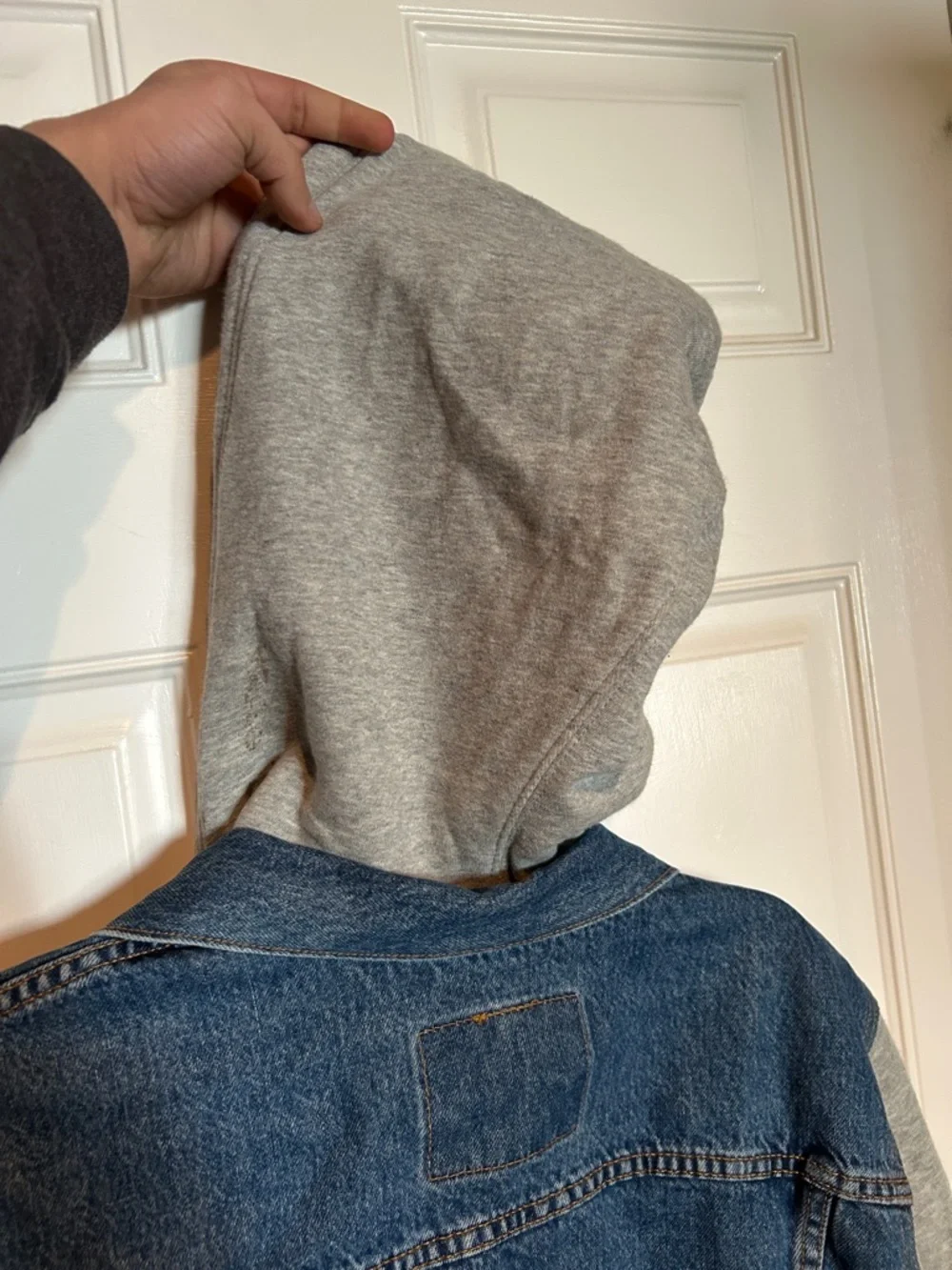 Levi's Blue Denim Jacket with Gray Hoodie Sleeves - Picture 9 of 10